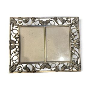 Vtg Gold Tone Tulip Metal Double Frame 3.5” x 5” Photos